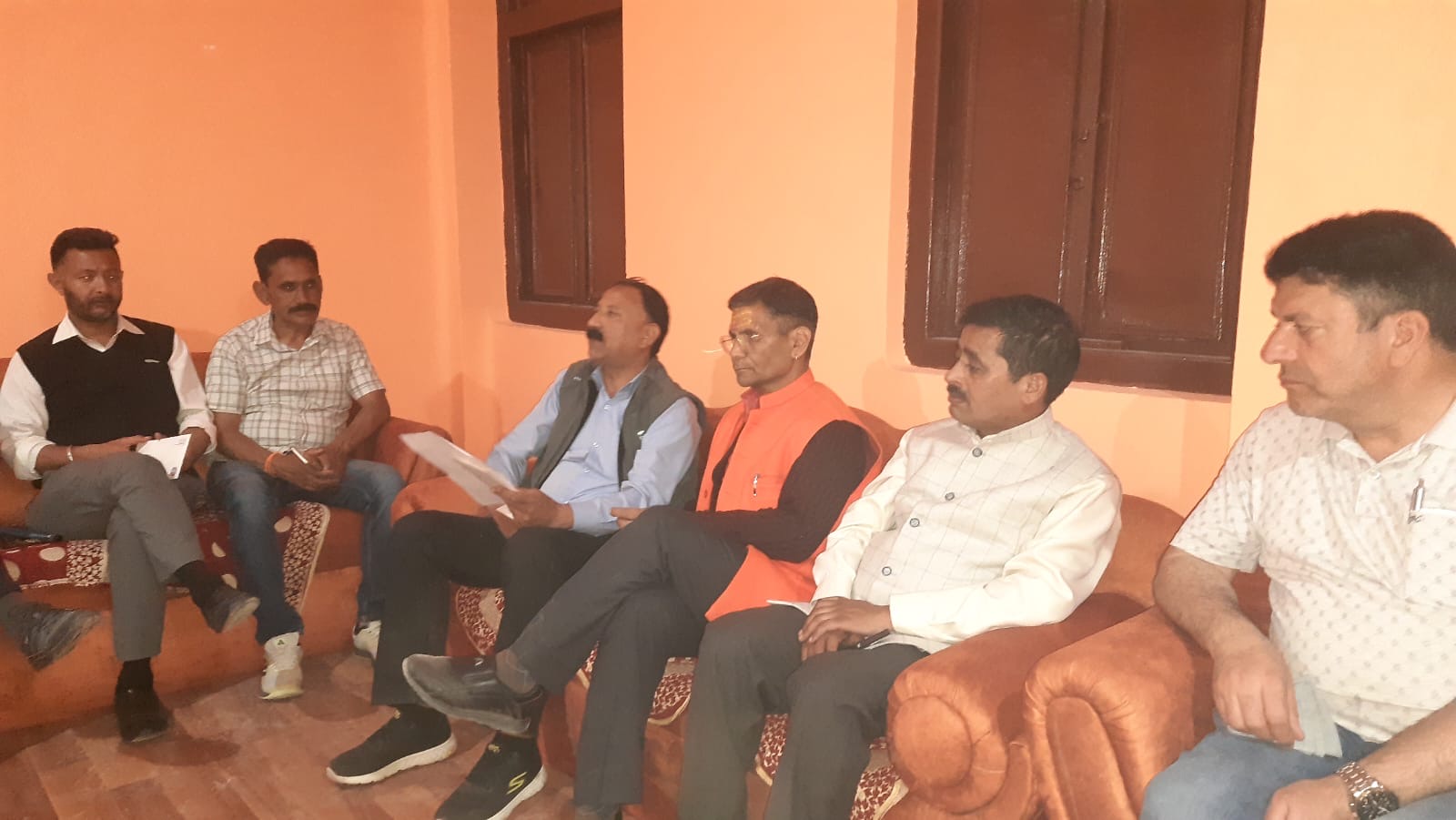 100वीं ऑल इंडिया ट्रेड्स कप हॉकी प्रतियोगिता की तैयारियां तेज, DSA में हुई अहम बैठक body image 1