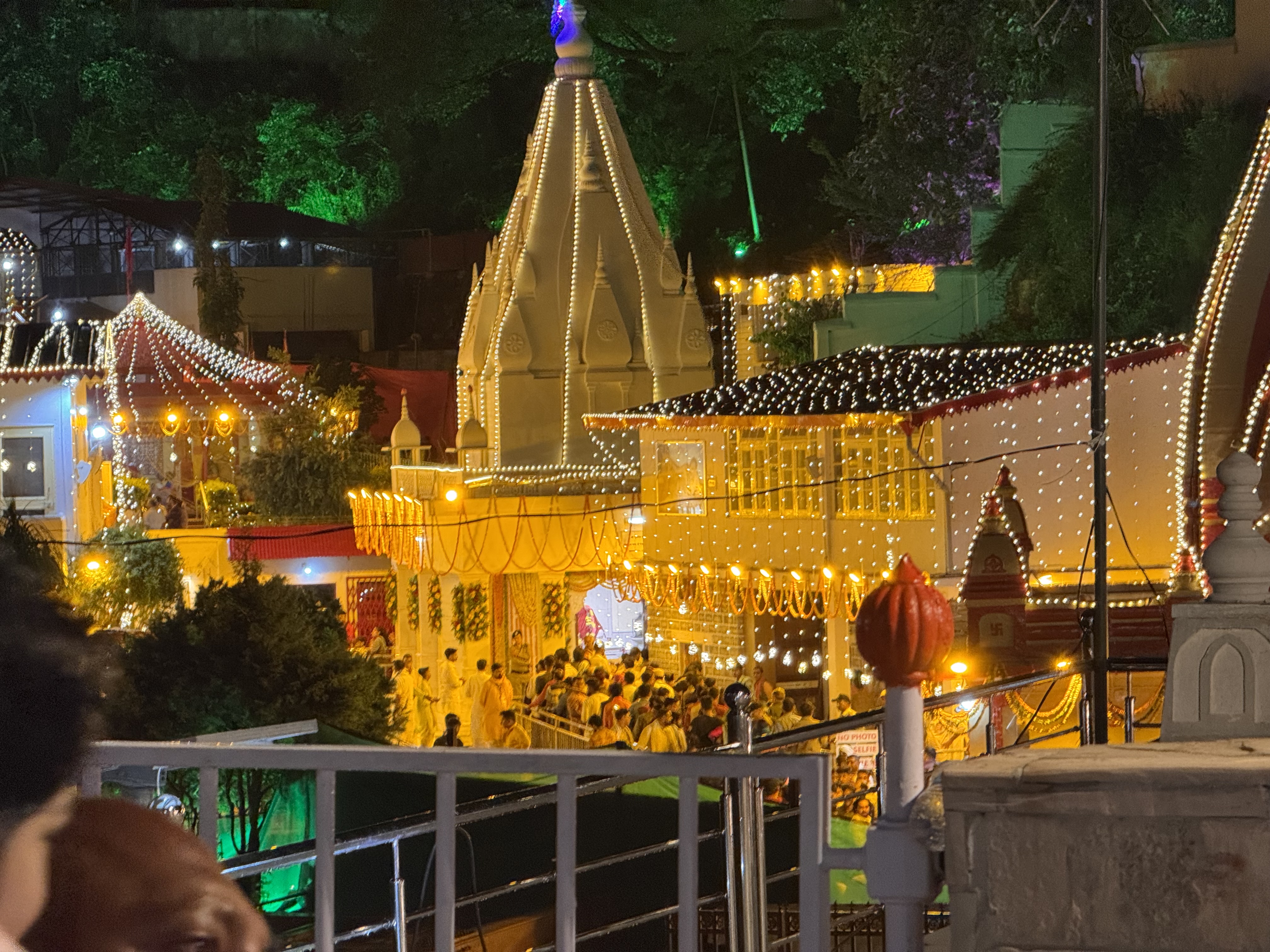 वीकेंड पर कैंची धाम जाने से पहले जरूर देखें ट्रैफिक प्लान